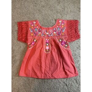 Unik Top Womens Small Embroidered Lace Sleeves 100% Cotton Pleated Hispanic